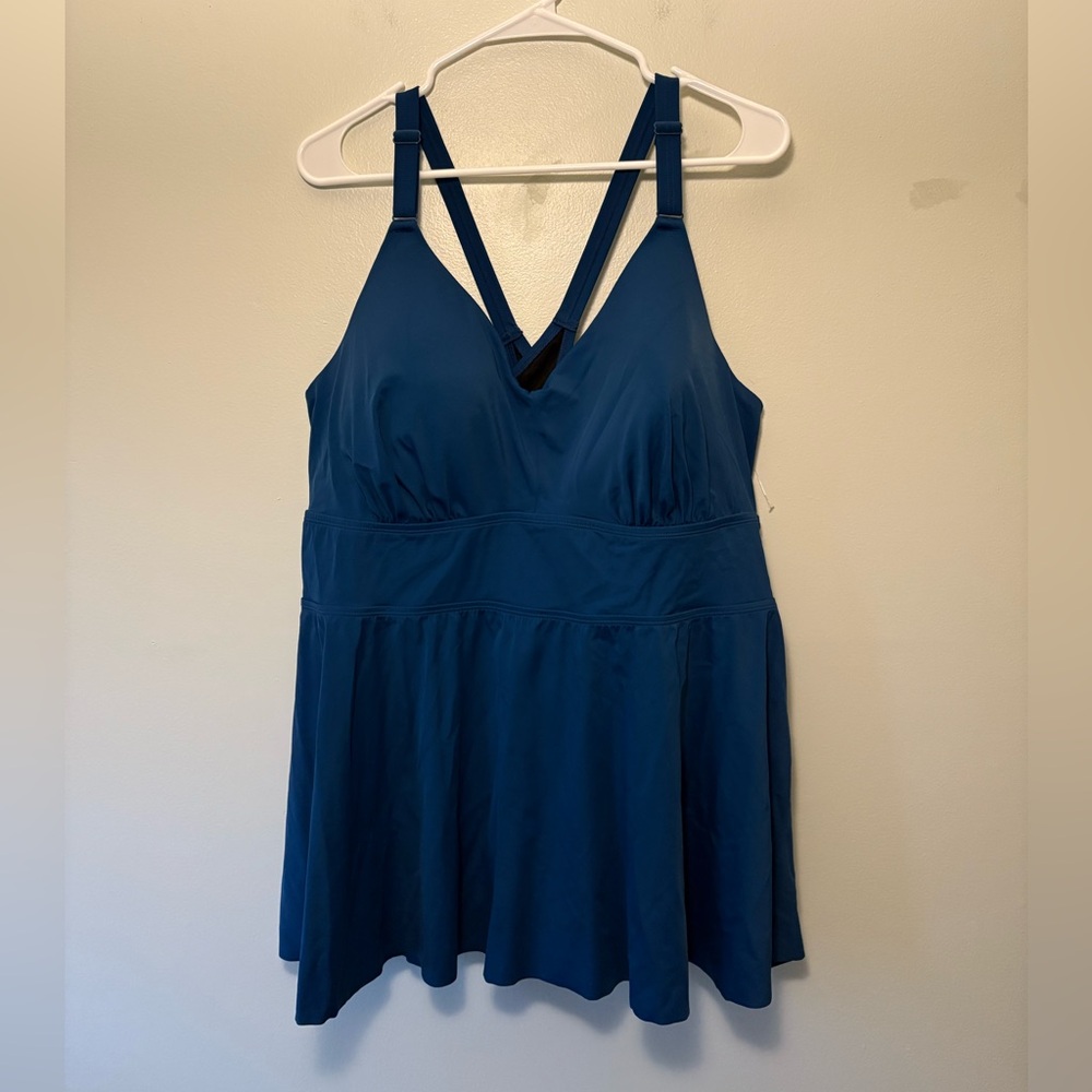 Torrid Navy Blue Tankini Padded Swim Top, Size 4X Women’s